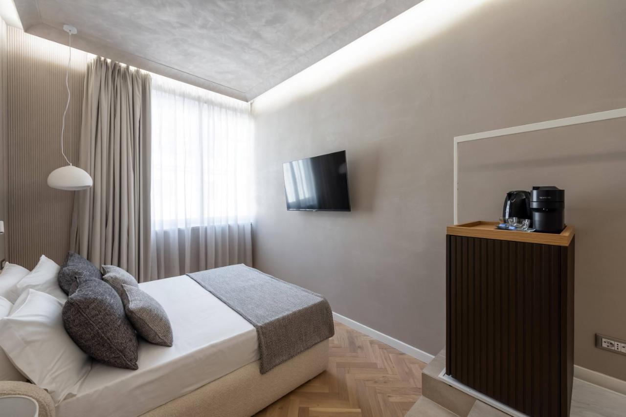 Duomo Collection Hotel Milan Exterior photo