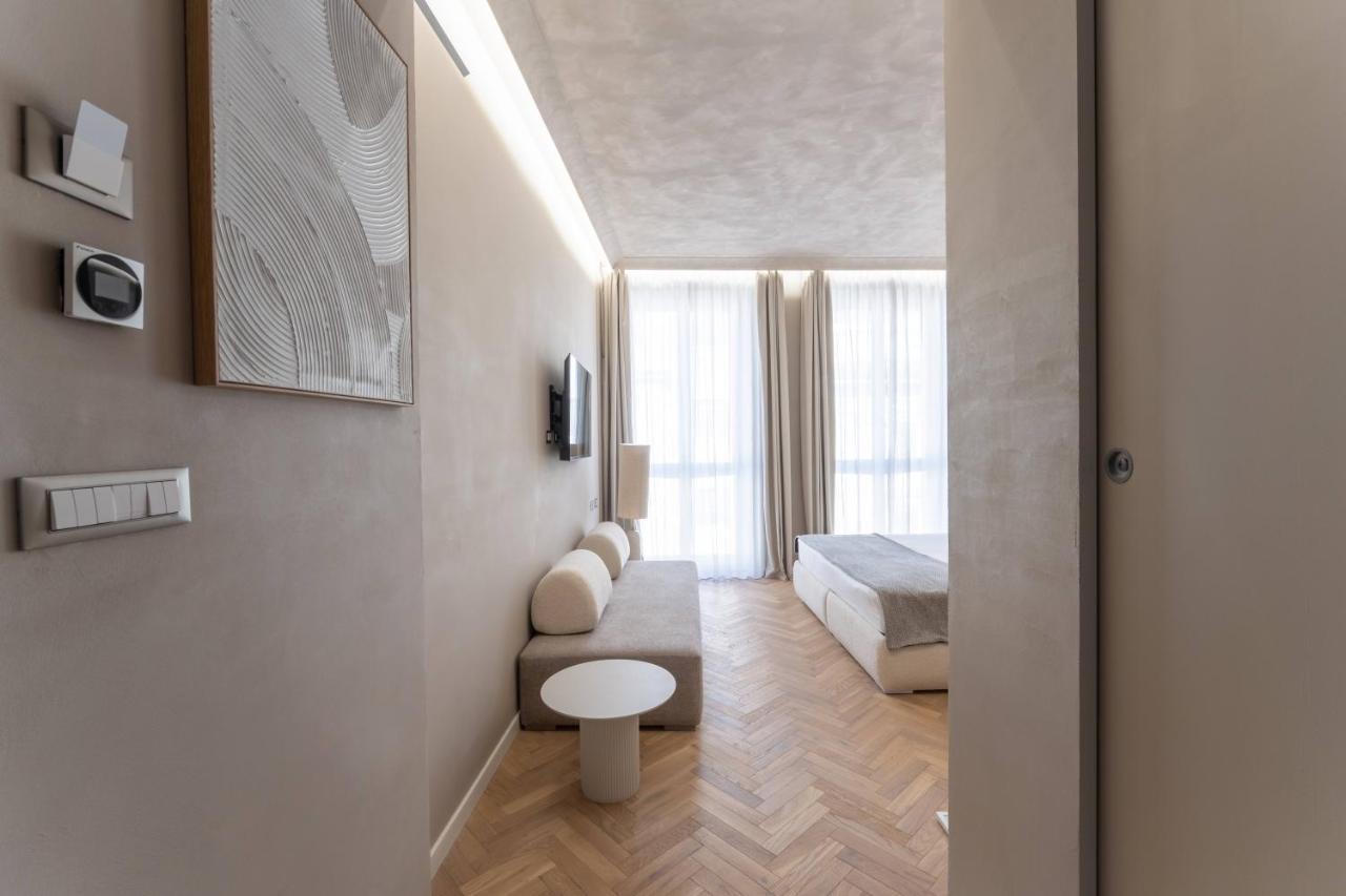 Duomo Collection Hotel Milan Exterior photo