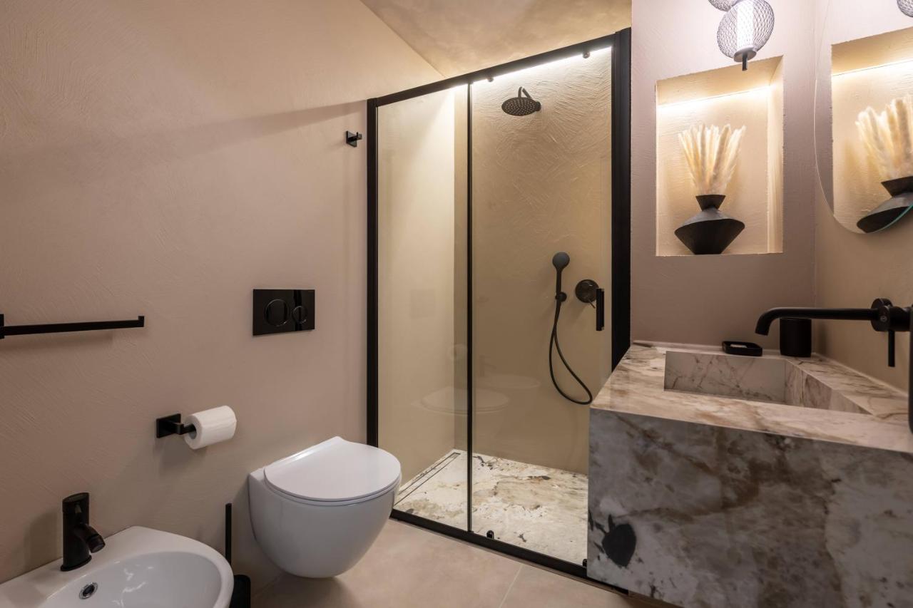 Duomo Collection Hotel Milan Exterior photo